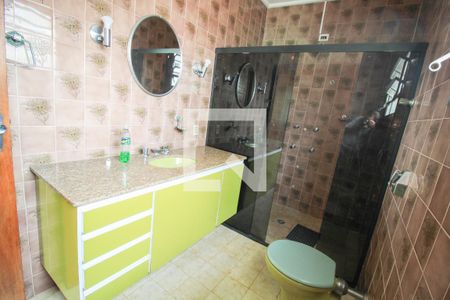 Casa à venda com 300m², 3 quartos e 5 vagas Casa à venda com 300m², 3 quartos e 5 vagasBanheiro do Quarto 1