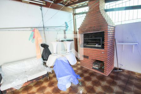 Casa à venda com 300m², 3 quartos e 5 vagas Casa à venda com 300m², 3 quartos e 5 vagasÁrea comum