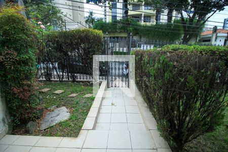 Casa à venda com 300m², 3 quartos e 5 vagas Casa à venda com 300m², 3 quartos e 5 vagasÁrea comum