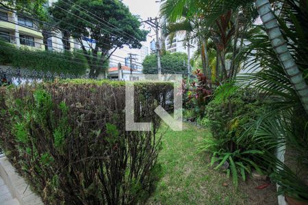 Casa à venda com 300m², 3 quartos e 5 vagas Casa à venda com 300m², 3 quartos e 5 vagasÁrea comum