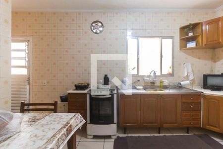 Casa para alugar com 220m², 3 quartos e 2 vagas Casa para alugar com 220m², 3 quartos e 2 vagasCozinha