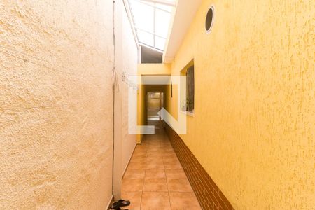 Casa para alugar com 220m², 3 quartos e 2 vagas Casa para alugar com 220m², 3 quartos e 2 vagasCorredor Lateral