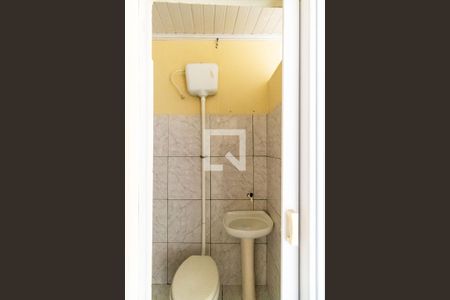 Casa para alugar com 35m², 1 quarto e 1 vaga Casa para alugar com 35m², 1 quarto e 1 vagaBanheiro