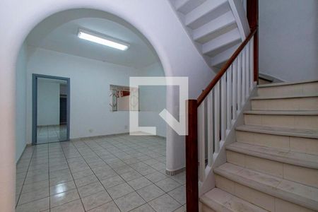 Casa à venda com 110m², 3 quartos e 1 vaga