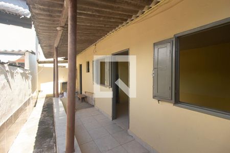 Studio para alugar com 34m², 1 quarto e sem vaga Studio para alugar com 34m², 1 quarto e sem vagaVaranda