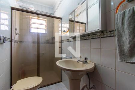 Casa à venda com 176m², 3 quartos e 2 vagas Casa à venda com 176m², 3 quartos e 2 vagasBanheiro da Suíte