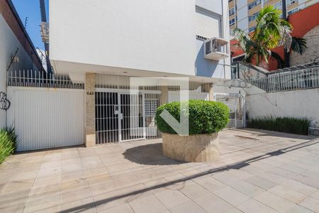 Apartamento à venda com 183m², 3 quartos e 1 vaga Apartamento à venda com 183m², 3 quartos e 1 vagaFachada