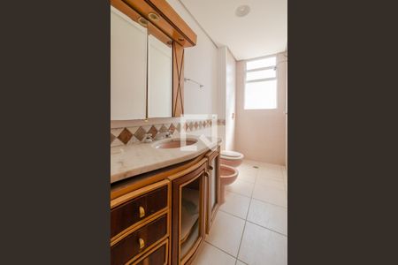 Apartamento à venda com 183m², 3 quartos e 1 vaga Apartamento à venda com 183m², 3 quartos e 1 vagaBanheiro