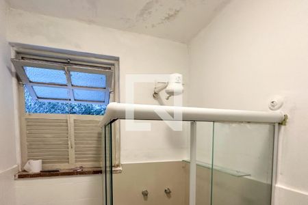 Apartamento à venda com 64m², 2 quartos e sem vaga Apartamento à venda com 64m², 2 quartos e sem vagaBanheiro