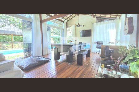 Casa de condomínio à venda com 265m², 4 quartos e 6 vagas Casa de condomínio à venda com 265m², 4 quartos e 6 vagasÁrea comum