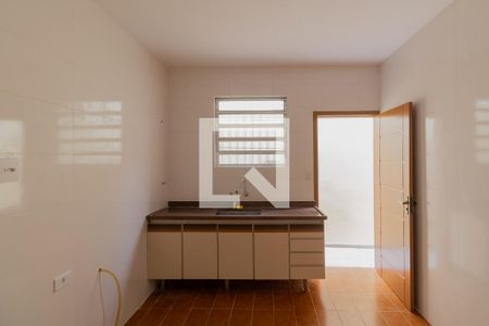 Casa à venda com 181m², 2 quartos e 2 vagas Casa à venda com 181m², 2 quartos e 2 vagasCozinha