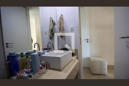 Apartamento à venda com 124m², 3 quartos e 2 vagasBanheiro Social