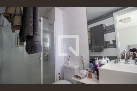 Apartamento à venda com 124m², 3 quartos e 2 vagasBanheiro da Suíte 1