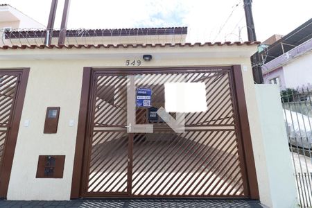 Casa à venda com 119m², 3 quartos e 2 vagasFachada