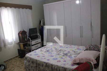 Casa à venda com 153m², 3 quartos e 2 vagasQuarto 3