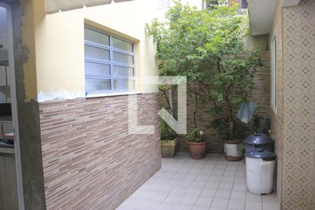 Casa à venda com 153m², 3 quartos e 2 vagasQuintal