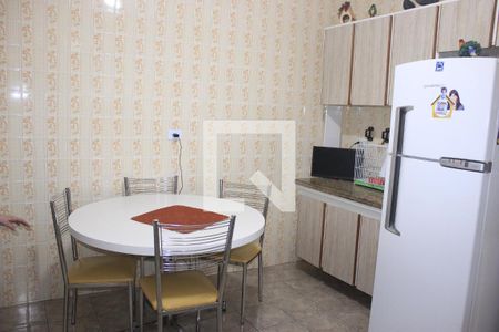 Casa à venda com 153m², 3 quartos e 2 vagasCozinha