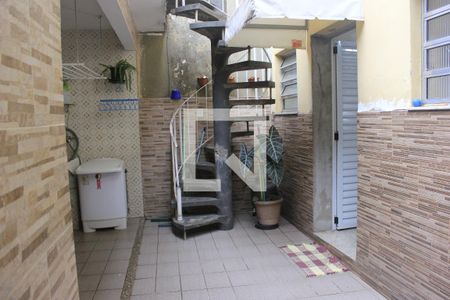 Casa à venda com 153m², 3 quartos e 2 vagasQuintal