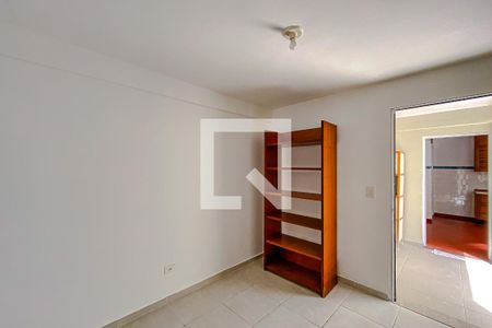Casa à venda com 80m², 3 quartos e 2 vagasSuíte 