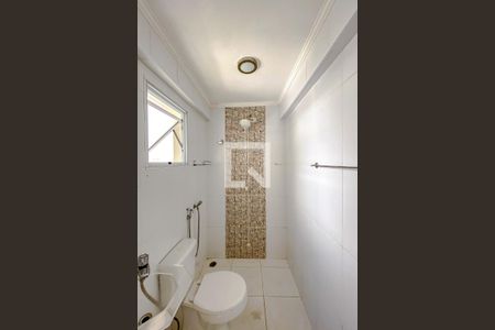 Casa à venda com 80m², 3 quartos e 2 vagasBanheiro da Suíte 