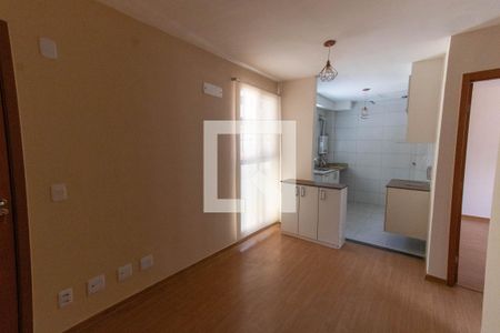 Sala de apartamento para alugar com 2 quartos, 50m² em Vila Lage, São Gonçalo