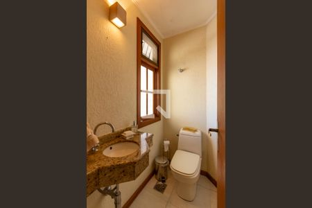 Casa de condomínio à venda com 219m², 3 quartos e 2 vagas Casa de condomínio à venda com 219m², 3 quartos e 2 vagasLavabo