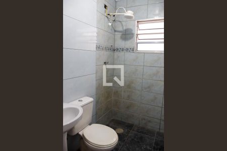 Casa à venda com 188m², 5 quartos e 2 vagas Casa à venda com 188m², 5 quartos e 2 vagasBanheiro