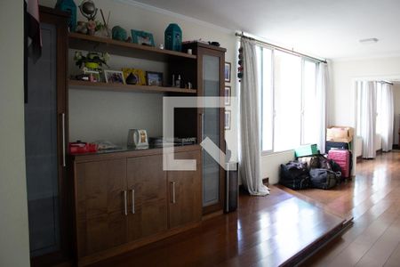 Apartamento para alugar com 500m², 5 quartos e 2 vagas Apartamento para alugar com 500m², 5 quartos e 2 vagasAntessala