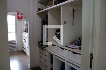 Apartamento para alugar com 500m², 5 quartos e 2 vagas Apartamento para alugar com 500m², 5 quartos e 2 vagasCloset da suíte