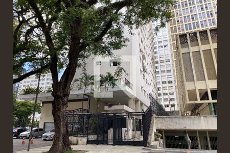 Apartamento para alugar com 500m², 5 quartos e 2 vagas Apartamento para alugar com 500m², 5 quartos e 2 vagasFachada