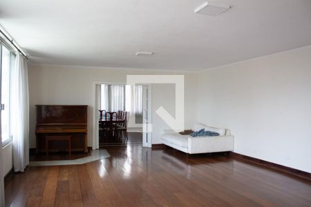 Apartamento para alugar com 500m², 5 quartos e 2 vagas Apartamento para alugar com 500m², 5 quartos e 2 vagasSala 2