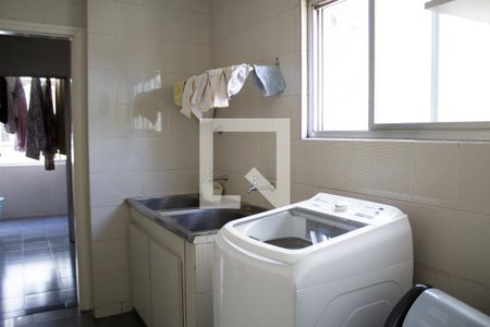 Apartamento para alugar com 500m², 5 quartos e 2 vagas Apartamento para alugar com 500m², 5 quartos e 2 vagasÁrea de Serviço