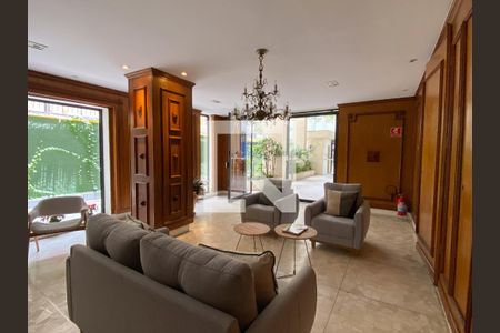 Apartamento para alugar com 500m², 5 quartos e 2 vagas Apartamento para alugar com 500m², 5 quartos e 2 vagasHall social