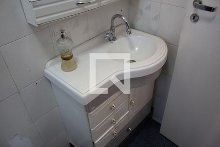 Apartamento para alugar com 500m², 5 quartos e 2 vagas Apartamento para alugar com 500m², 5 quartos e 2 vagasBanheiro da Suíte 1