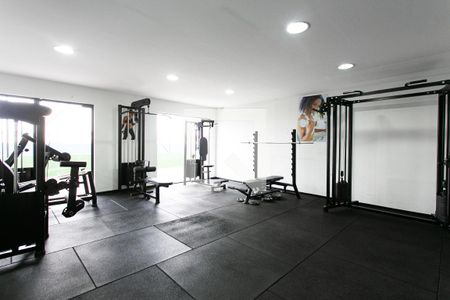 Apartamento à venda com 74m², 3 quartos e 2 vagas Apartamento à venda com 74m², 3 quartos e 2 vagasÁrea comum - Academia