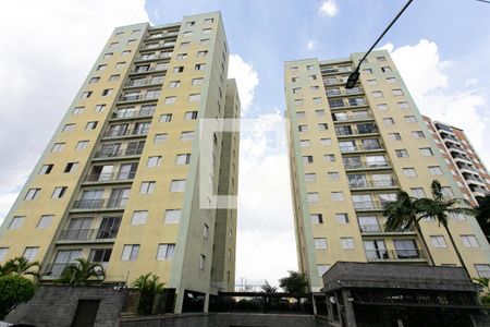 Apartamento à venda com 74m², 3 quartos e 2 vagas Apartamento à venda com 74m², 3 quartos e 2 vagasFachada
