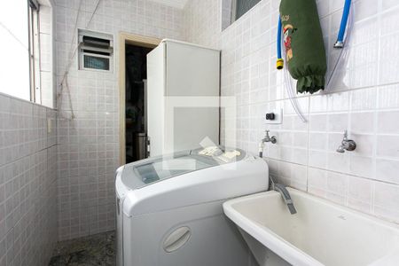 Apartamento à venda com 74m², 3 quartos e 2 vagas Apartamento à venda com 74m², 3 quartos e 2 vagasÁrea de Serviço