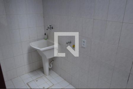 Casa de condomínio à venda com 56m², 2 quartos e 2 vagas Casa de condomínio à venda com 56m², 2 quartos e 2 vagasÁrea de Serviço