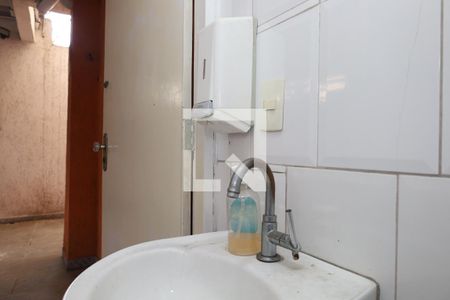 Casa à venda com 186m², 5 quartos e 2 vagasBanheiro 3