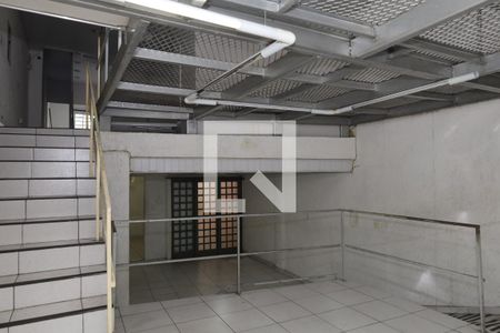 Casa à venda com 186m², 5 quartos e 2 vagasQuintal