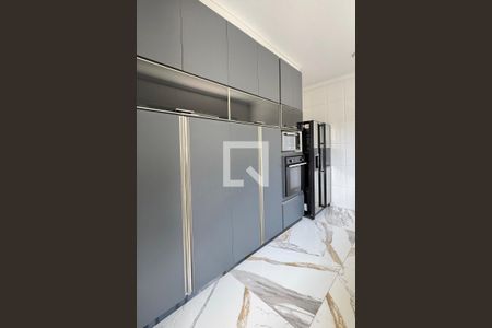 Casa de condomínio à venda com 403m², 4 quartos e 4 vagasCozinha