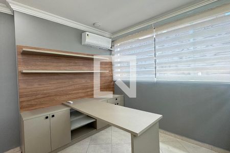 Casa de condomínio à venda com 403m², 4 quartos e 4 vagasEscritório