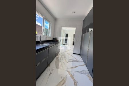 Casa de condomínio à venda com 403m², 4 quartos e 4 vagasCozinha