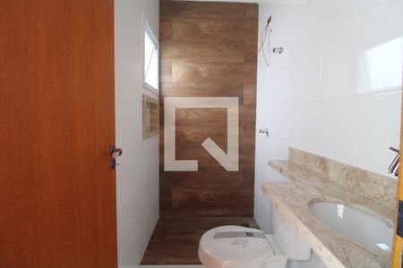 Casa à venda com 100m², 3 quartos e 2 vagasBanheiro da suíte