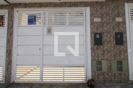 Casa à venda com 100m², 3 quartos e 2 vagasFachada