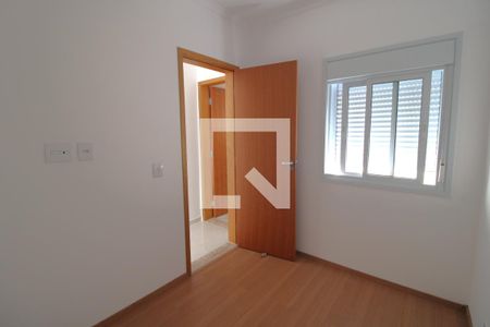 Casa à venda com 100m², 3 quartos e 2 vagasQuarto 2