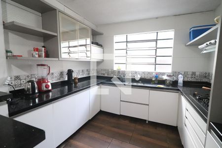 Casa à venda com 116m², 2 quartos e 2 vagasCozinha