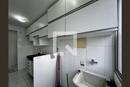 Apartamento à venda com 44m², 2 quartos e 1 vaga Apartamento à venda com 44m², 2 quartos e 1 vagaÁrea de Serviço