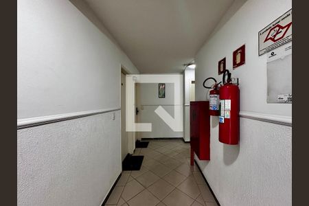 Apartamento à venda com 44m², 2 quartos e 1 vaga Apartamento à venda com 44m², 2 quartos e 1 vagaHall Social Bloco