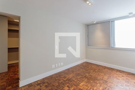 Apartamento à venda com 197m², 2 quartos e 1 vaga